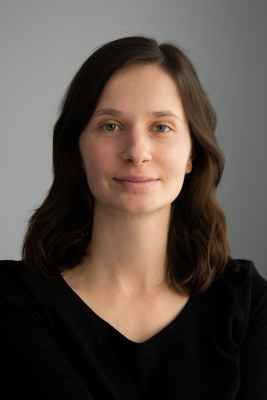 Portrait Sara R. Scholl