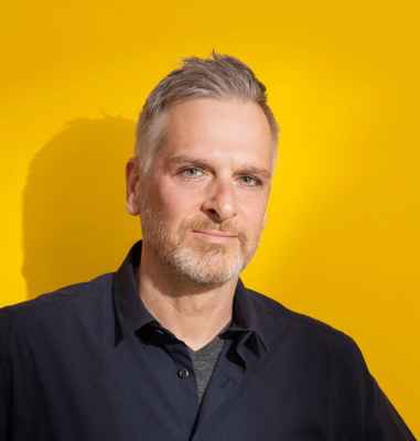 Portrait Holger Lindhardt