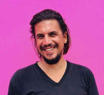 Portrait Tobias Ahrens