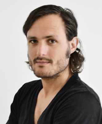 Portrait Alex Römer