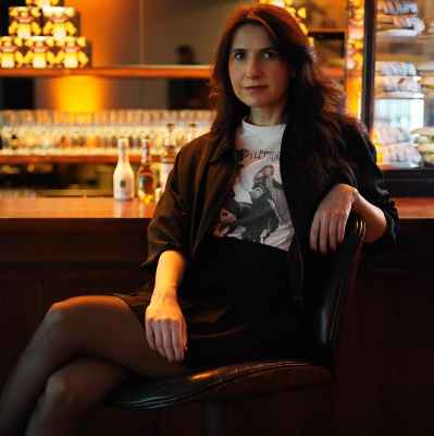 Portrait Iris Gavric